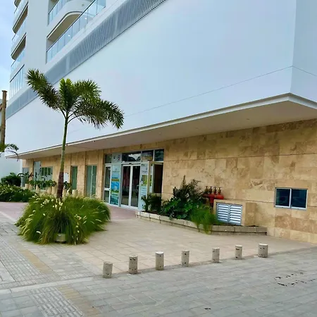 Apartasuite 10min Centro Histórico, 3min Aeropuerto Apartamento *